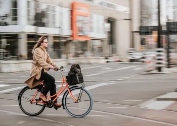 NaRover: Social Navigation App For Cyclists